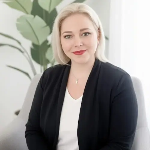 Heidi Petijova Registered Psychotherapist 2025